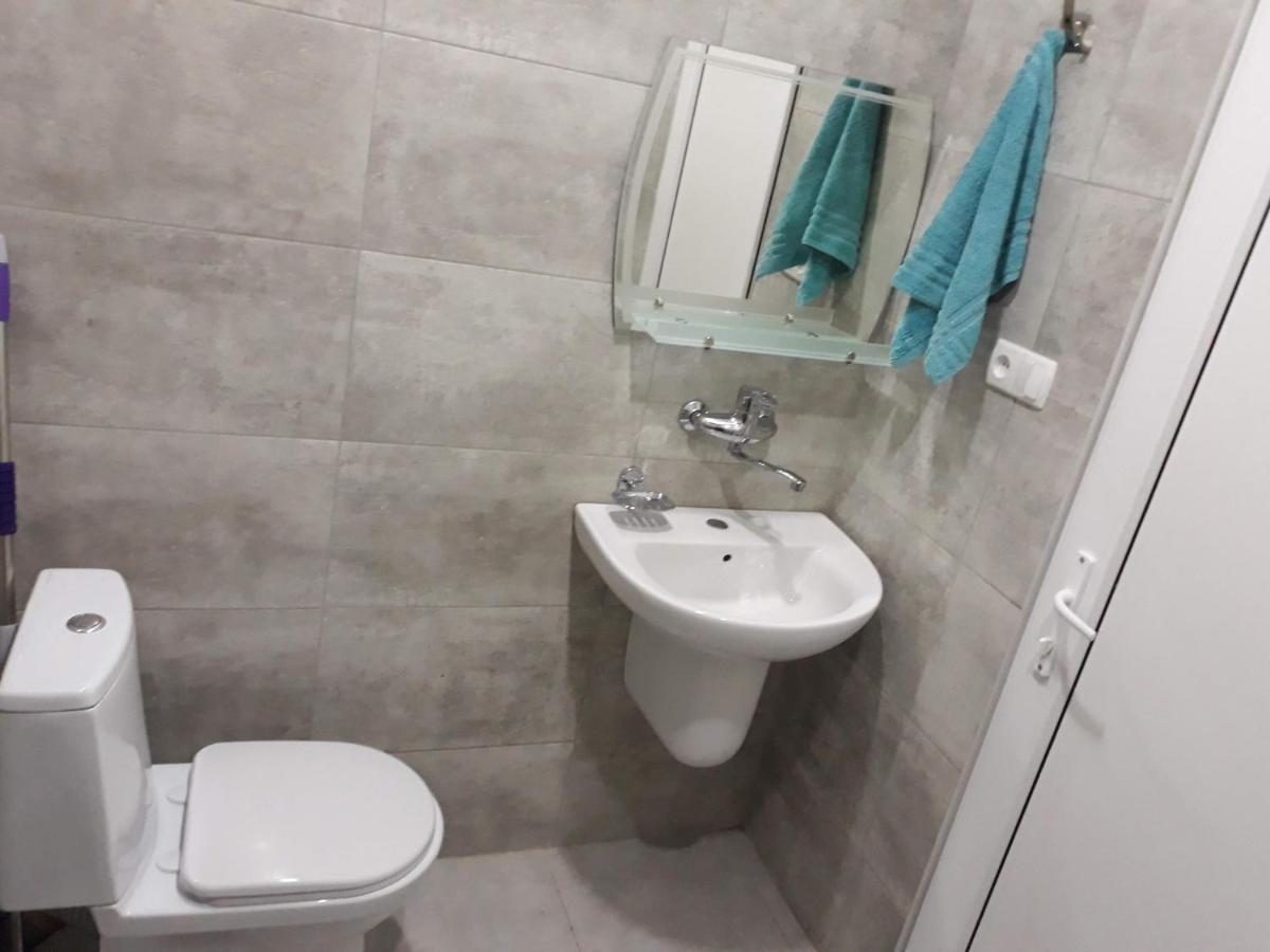 Grigol'S Apartament Tbilisi Bagian luar foto